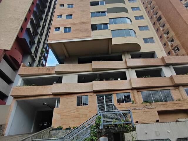 #AP2313LH - Departamento para Venta en Valencia - G - 1