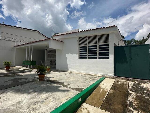 #CA2372LH - Casa para Venta en Valencia - G - 2