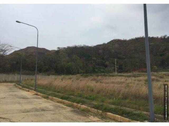 #TE2393LH - Terreno para Venta en Valencia - G - 2