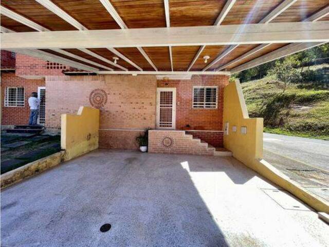 #TH23109LH - Casa para Venta en Valencia - G