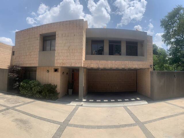 #CA24258LH - Casa para Venta en Naguanagua - G - 2