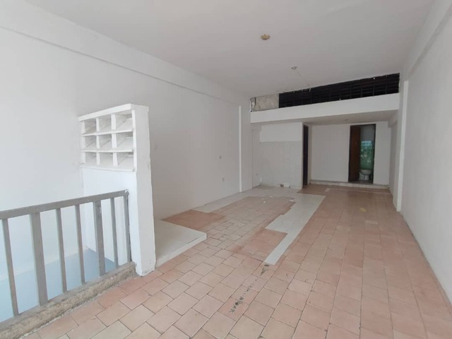 #LC24259LH - Piso Comercial para Venta en Valencia - G - 3