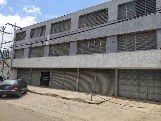 Venta en El Periférico - Valencia