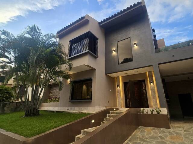 #CA25349LH - Casa para Venta en Valencia - G - 1