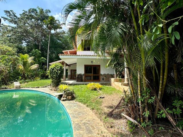 #CA26108LH - Casa para Venta en Valencia - G